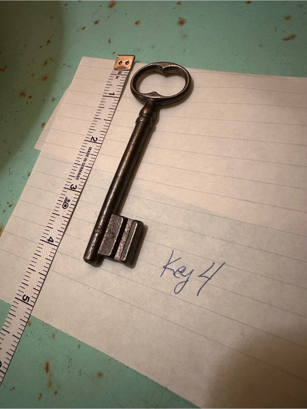⭐️ #4 Antique Iron Skeleton Key
